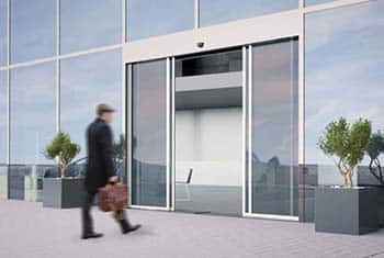 Puertas de cristal automáticas para oficinas y empresas